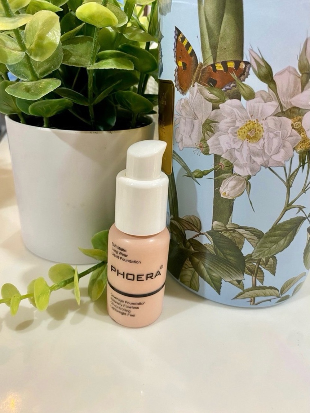 NWOT PHOERA Soft Matte Long Wear Coverage Foundation #101 Porcelain